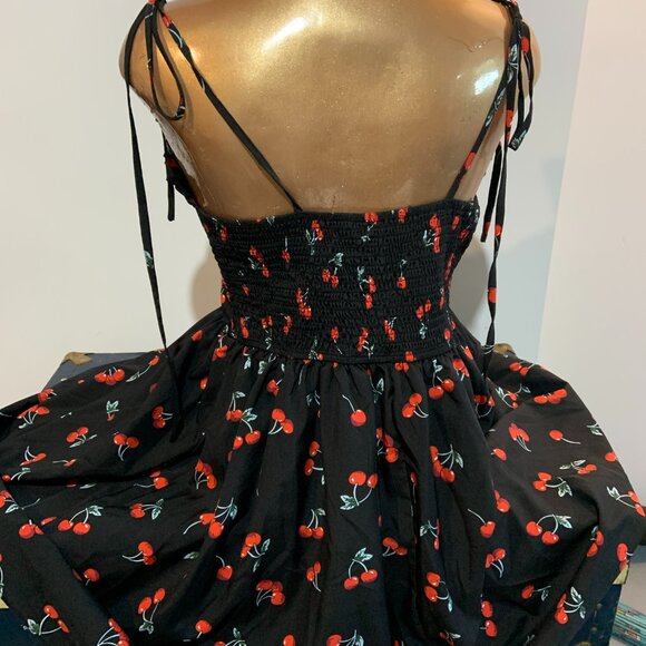 Shein black cherry dress - Picture 3 of 3